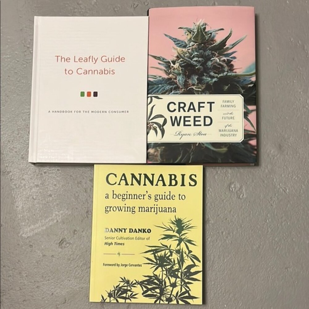 Cannabis Guide Book Set - Five new books Beginner industry - cookbooks